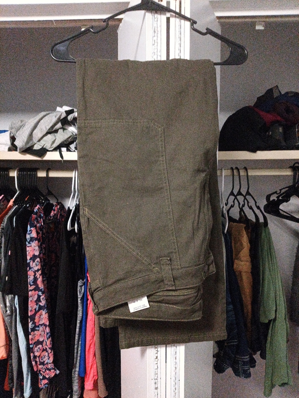 Wrangler Straight Leg Pants in Olive Green 18*32